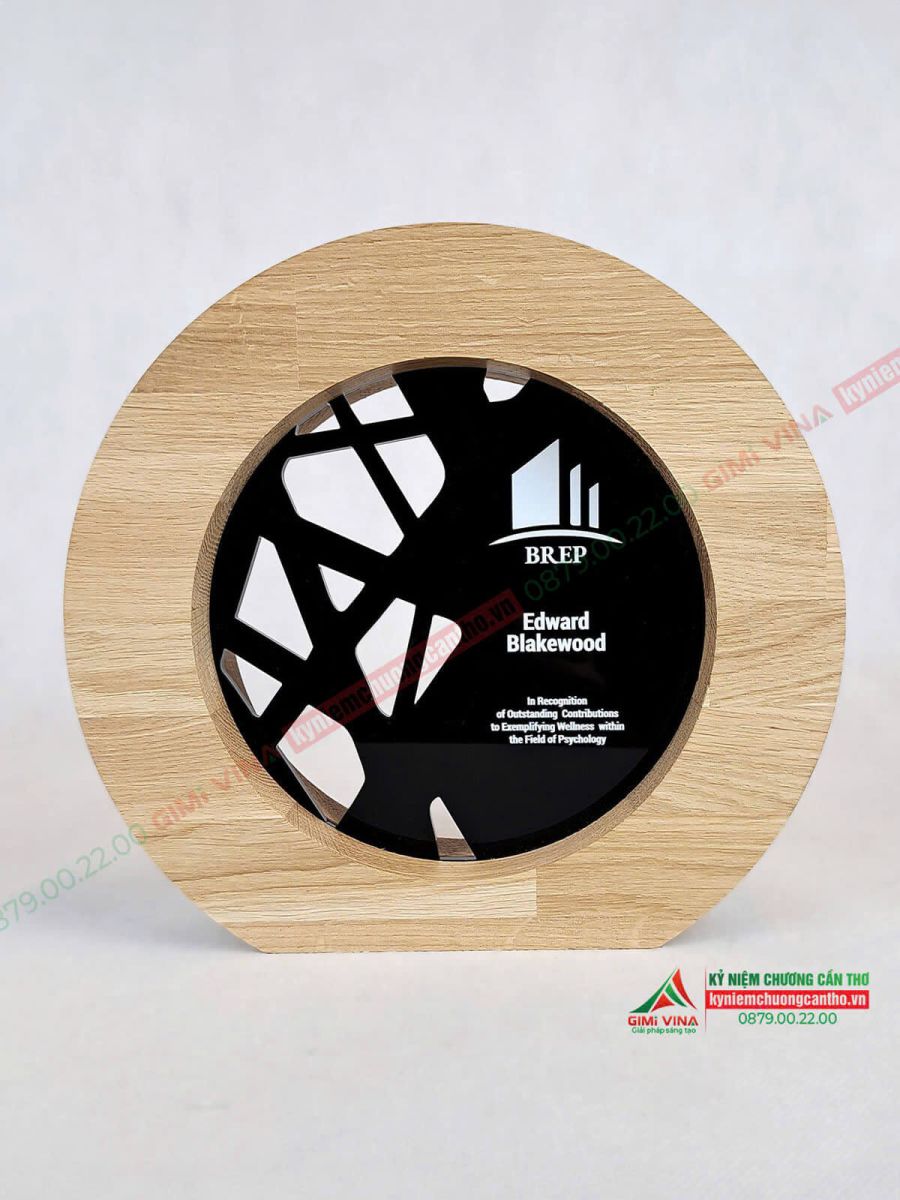 Kỷ niệm chương GM07 gỗ thông dọng hình tròn