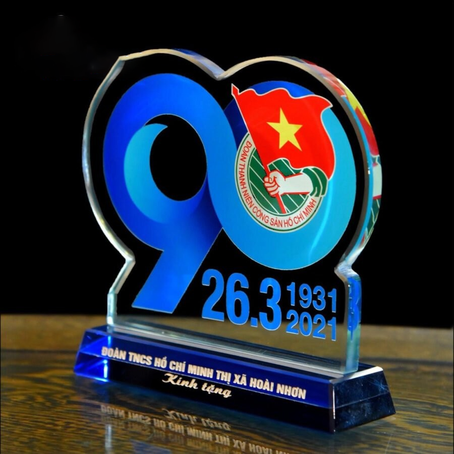 Kỷ niệm chương logo Đoàn thanh niên