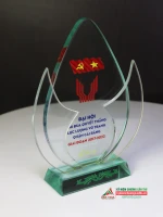 Kỷ niệm chương thủy tinh - TT59 2