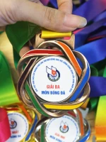 Huy chương thể thao dây lụa cao cấp - HC04 7