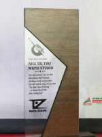 Kỷ niệm chương Gỗ Nhôm GM10E bản gỗ HDF giá tiết kiệm 8
