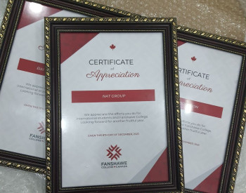 Bằng khen Composite thiết kế theo yêu cầu