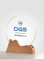 Kỷ niệm chương pha lê đế gỗ PLG024