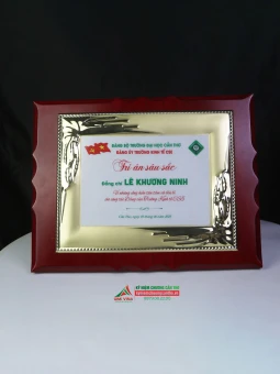 Bảng vinh danh gỗ đồng - GD05