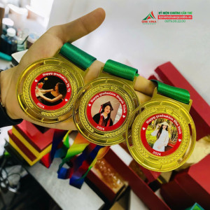 Huy chương tốt nghiệp vàng bạc đồng - HC10