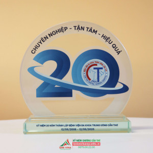 Kỷ niệm chương thuỷ tinh TT98