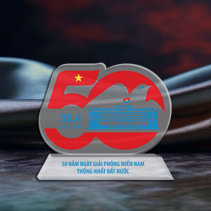 Kỷ Niệm Chương Kỷ Niệm 50 Năm Ngày Giải Phóng Miền Nam - Quà tặng 30/4