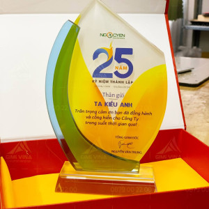 Kỷ niệm chương thủy tinh hai mảnh - TT79