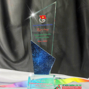 Kỷ niệm chương thuỷ tinh đầu vát - TT99