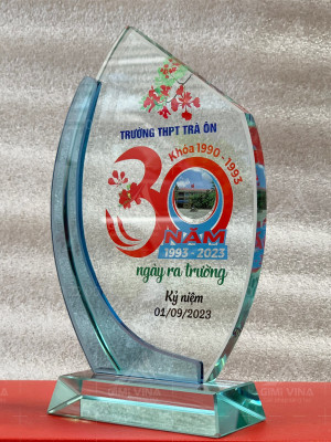 Kỷ niệm chương thuỷ tinh TT69001