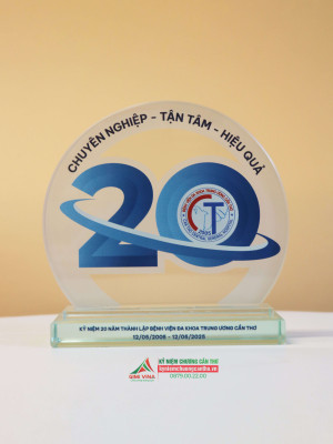 Kỷ niệm chương thuỷ tinh TT98